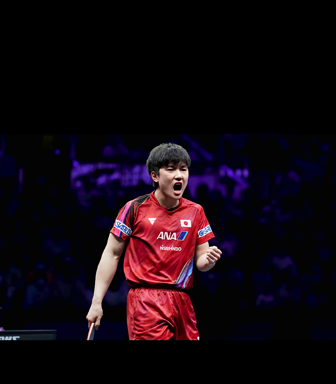 日本选手奋勇争先,赢得赞誉 日本选手奋勇争先,赢得赞誉